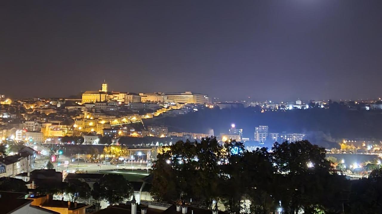 Coimbra'S Black & White Exterior photo